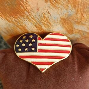 Kenneth Cole signed flag pin gold tone red white and blue heart shaped